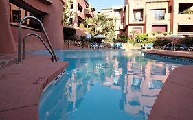 R15 Beach Side 3 Bedroom Flat